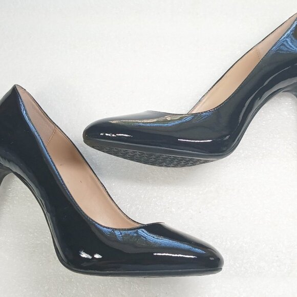 Michael Kors Ashby Flex Black Patent Leather Pumps w/ Box Women's 6 EUC - Picture 2 of 16